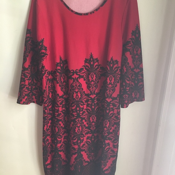 Red & Black Sweater Dress - Picture 3 of 4